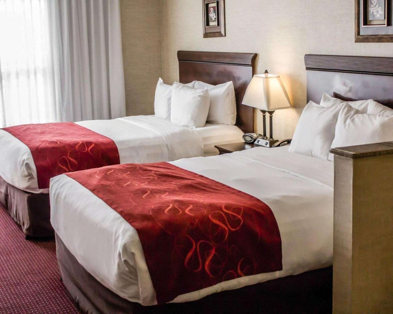 Comfort Suites Lake George - Queensbury ภายนอก รูปภาพ