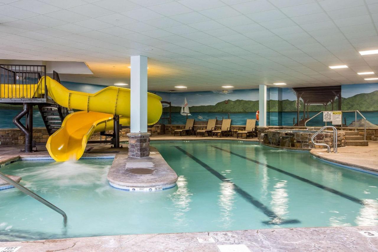 Comfort Suites Lake George - Queensbury ภายนอก รูปภาพ